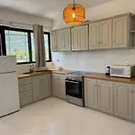 Koala Place 3* 바실리키