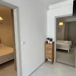 Koala Place 3*