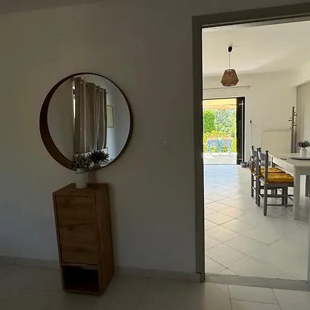 Koala Place 4*