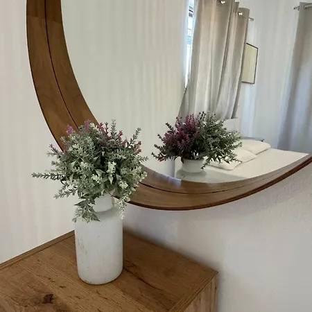 Koala Place Pensión 3*