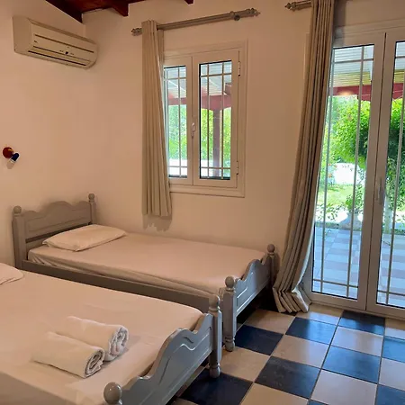 Koala Place 3* فاسيليكي